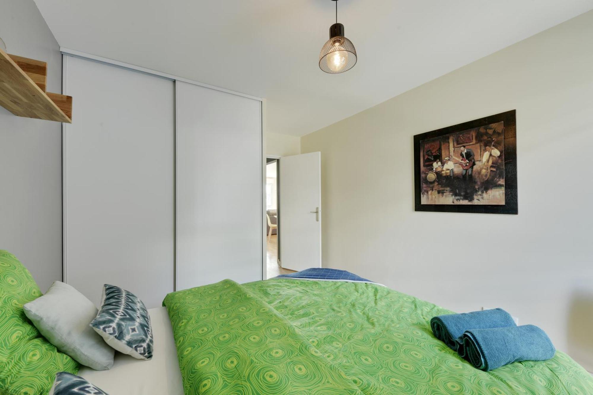 Chic Apartment With Superb View Of The Eiffel Tower Saint-Denis  Exterior photo