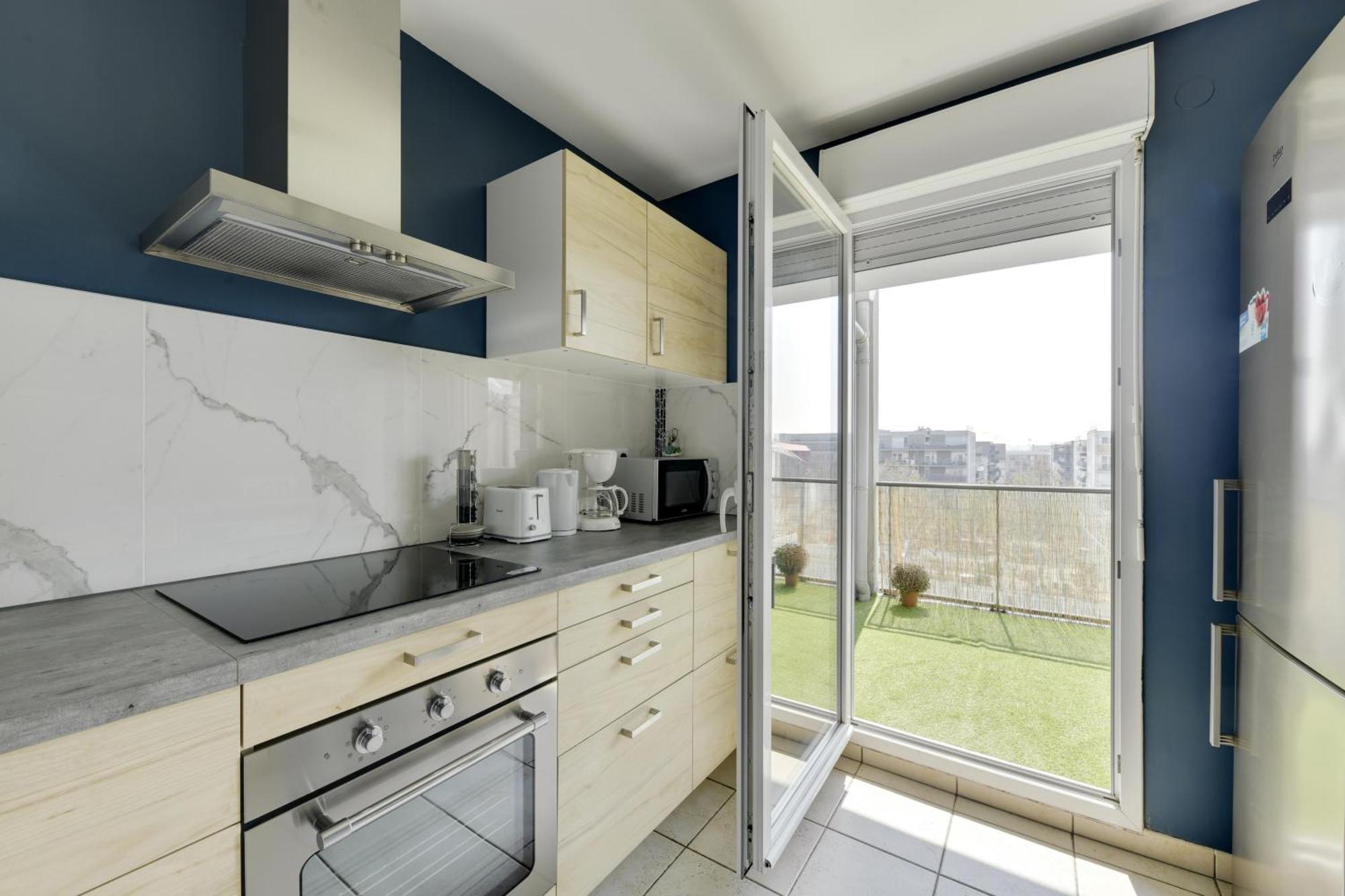 Chic Apartment With Superb View Of The Eiffel Tower Saint-Denis  Exterior photo